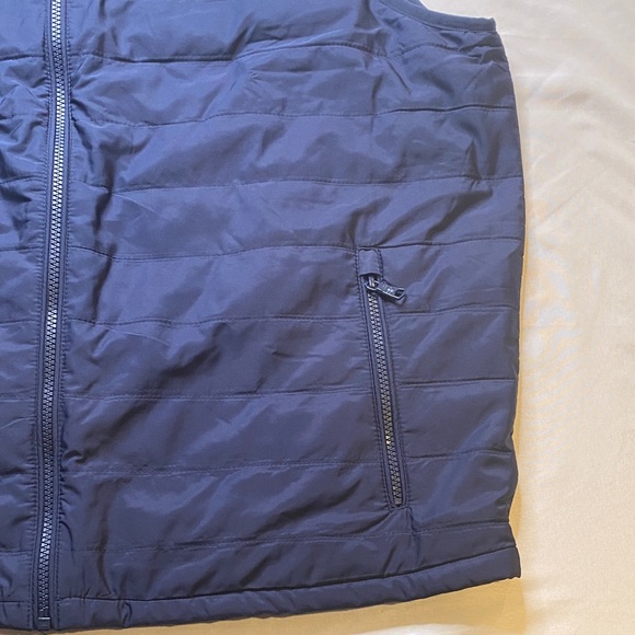Banana Republic Men's Dark Blue Quilted Vest NWOT - Picture 5 of 11